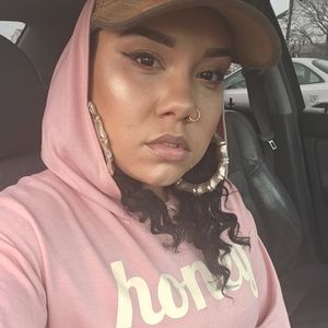 Meet your Posher, Maria